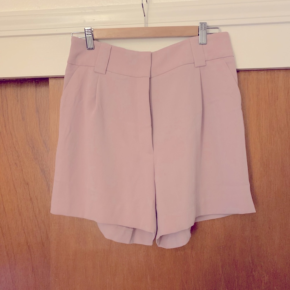 NWT - H&M shorts